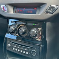 USED 2015 15 CITROEN C3 1.2 PureTech Selection Hatchback 5dr Petrol Manual Euro 6 (82 ps) 