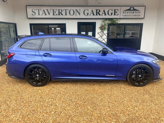 View our BMW 3 SERIES