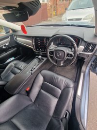 USED 2018 68 VOLVO V90 2.0 D4 Momentum Estate 5dr Diesel Auto Euro 6 (s/s) (190 ps) 
