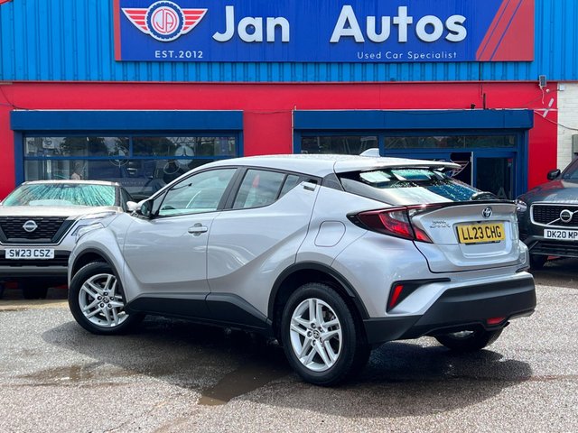 View our TOYOTA C-HR