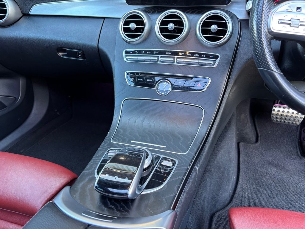 USED 2019 19 MERCEDES-BENZ C-CLASS 2.0 C300 AMG Line (Premium Plus) Saloon 4dr Petrol G-Tronic+ Euro 6 (s/s) (258 ps) 