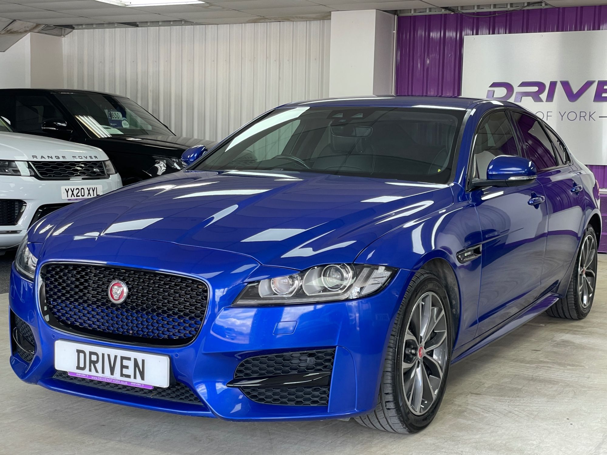 USED 2019 69 JAGUAR XF 2.0d R-Sport Saloon 4dr Diesel Auto Euro 6 (s/s) (180 ps) 