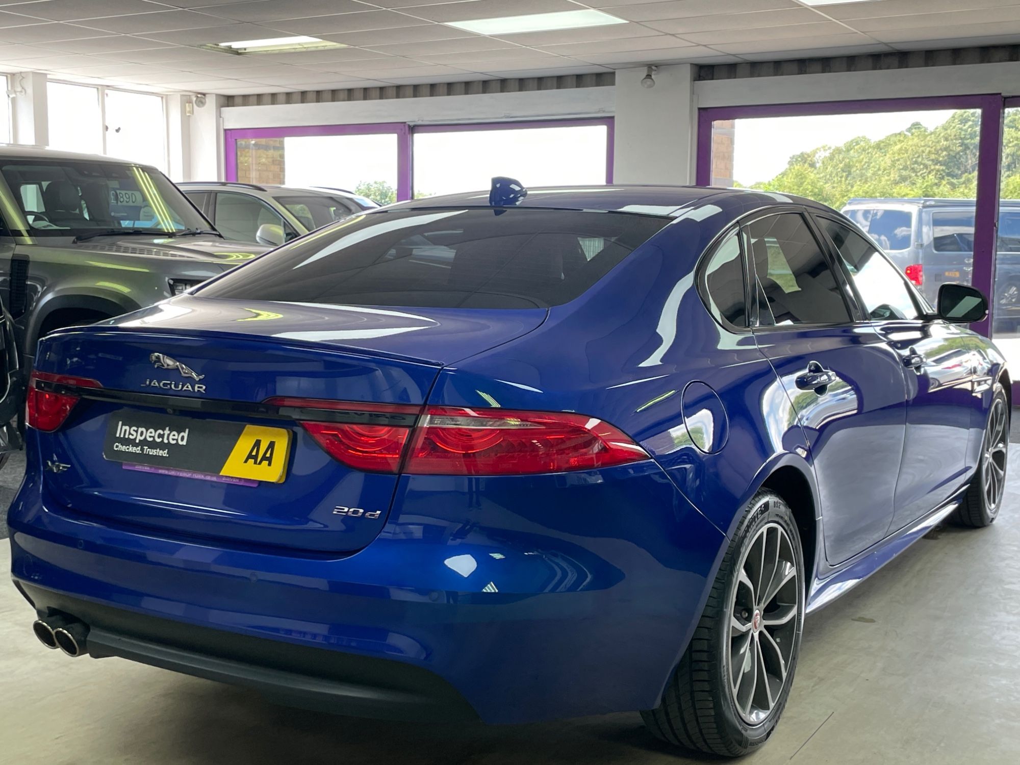 USED 2019 69 JAGUAR XF 2.0d R-Sport Saloon 4dr Diesel Auto Euro 6 (s/s) (180 ps) 