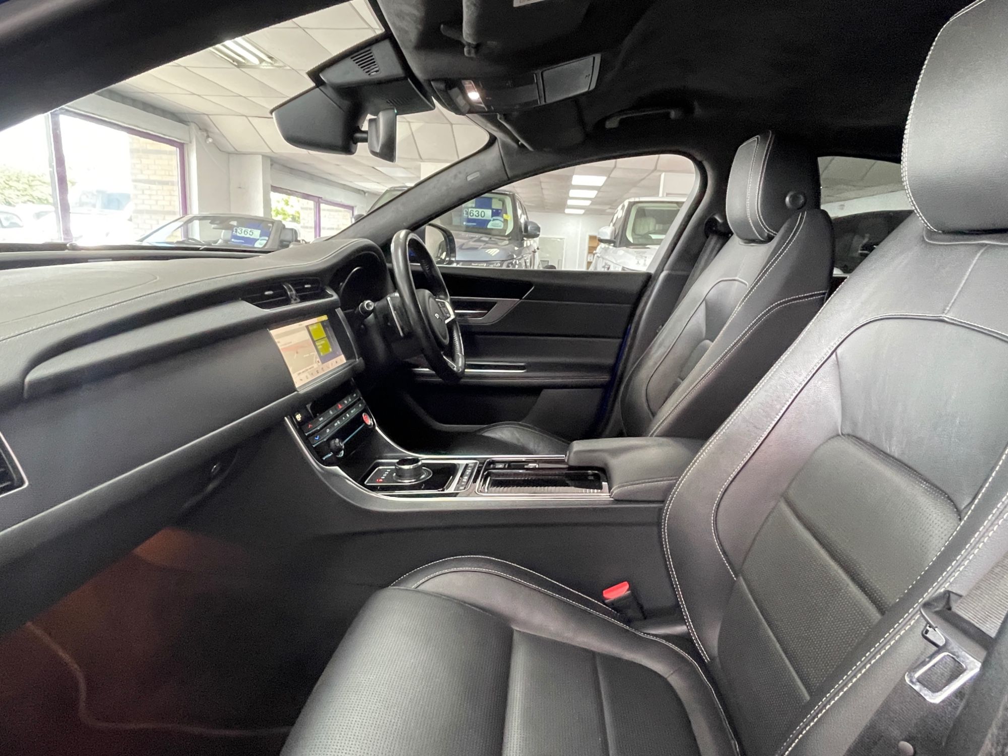 USED 2019 69 JAGUAR XF 2.0d R-Sport Saloon 4dr Diesel Auto Euro 6 (s/s) (180 ps) 