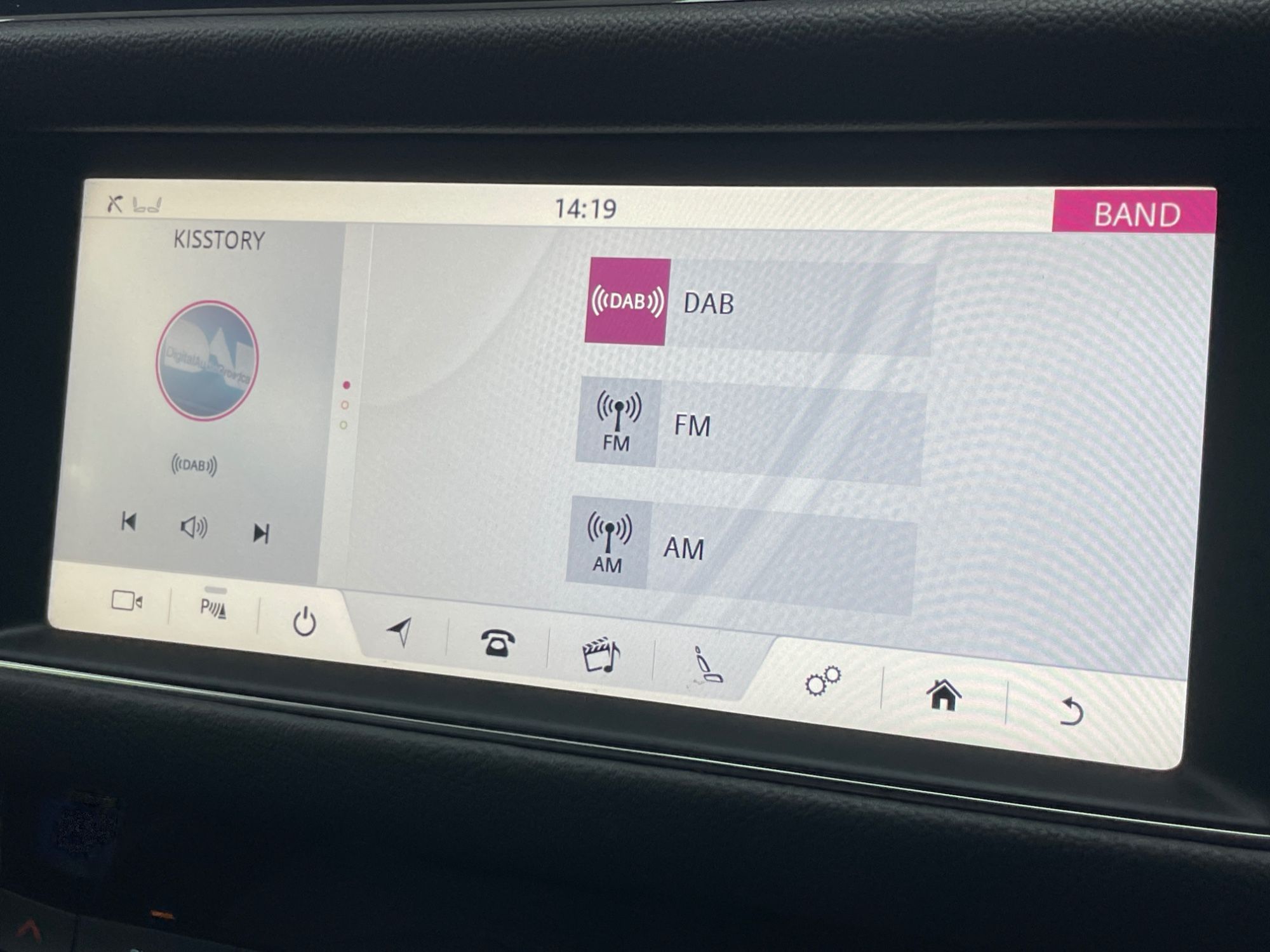 USED 2019 69 JAGUAR XF 2.0d R-Sport Saloon 4dr Diesel Auto Euro 6 (s/s) (180 ps) 