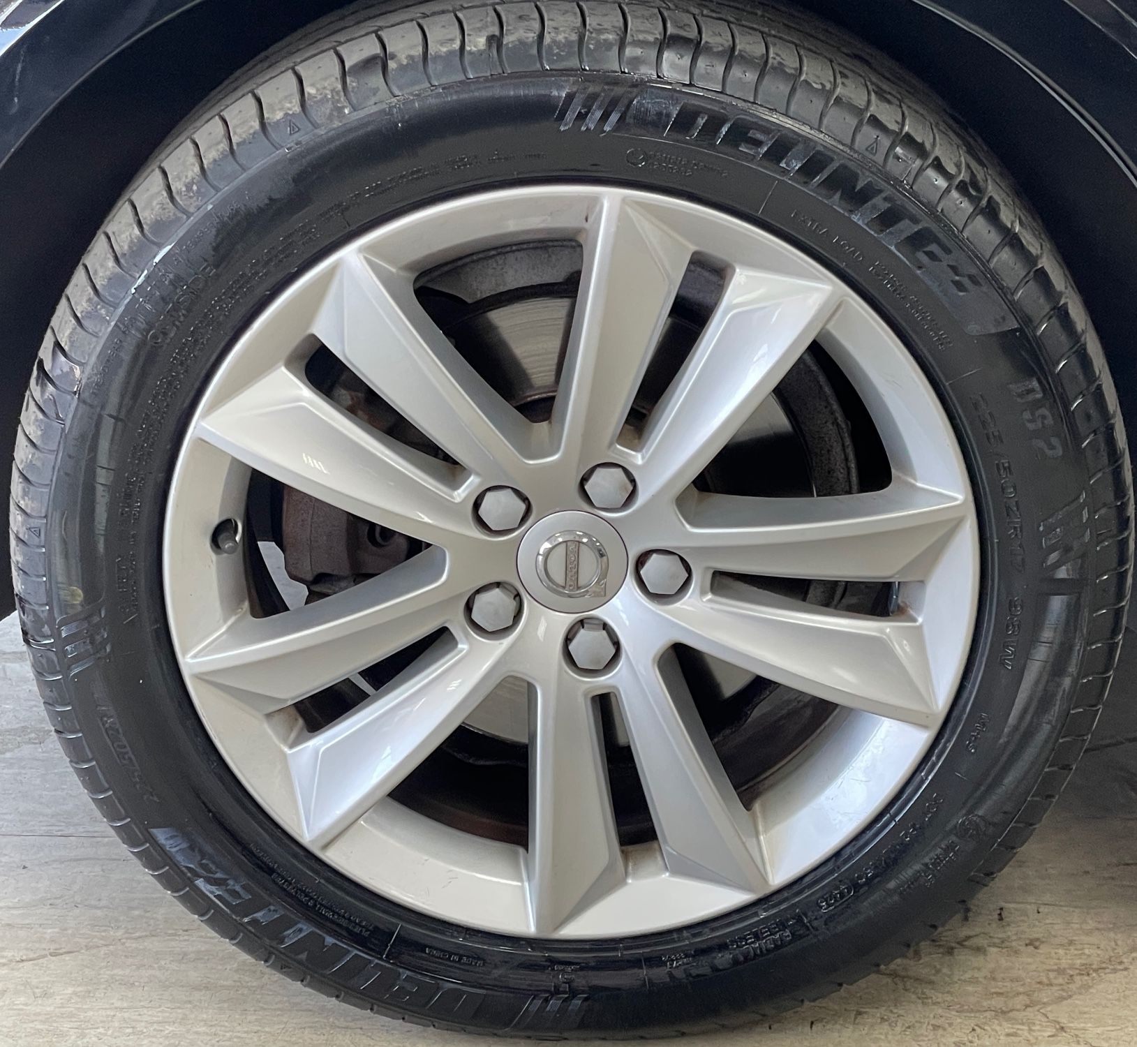 USED 2019 19 VOLVO V60 2.0 D3 Momentum Estate 5dr Diesel Manual Euro 6 (s/s) (150 ps) 