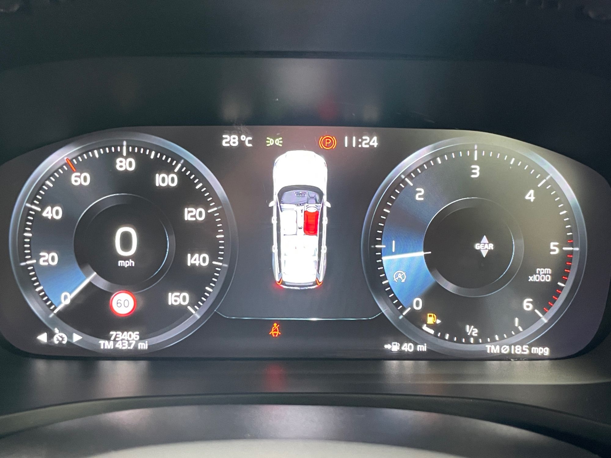 USED 2019 19 VOLVO V60 2.0 D3 Momentum Estate 5dr Diesel Manual Euro 6 (s/s) (150 ps) 