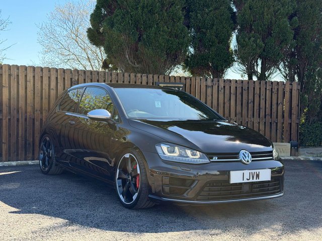 View our VOLKSWAGEN GOLF