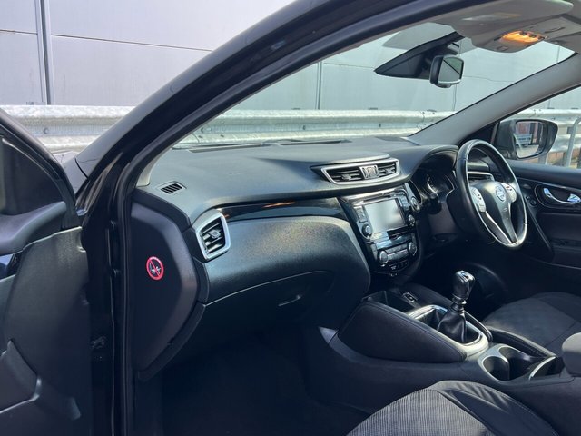 View our NISSAN QASHQAI