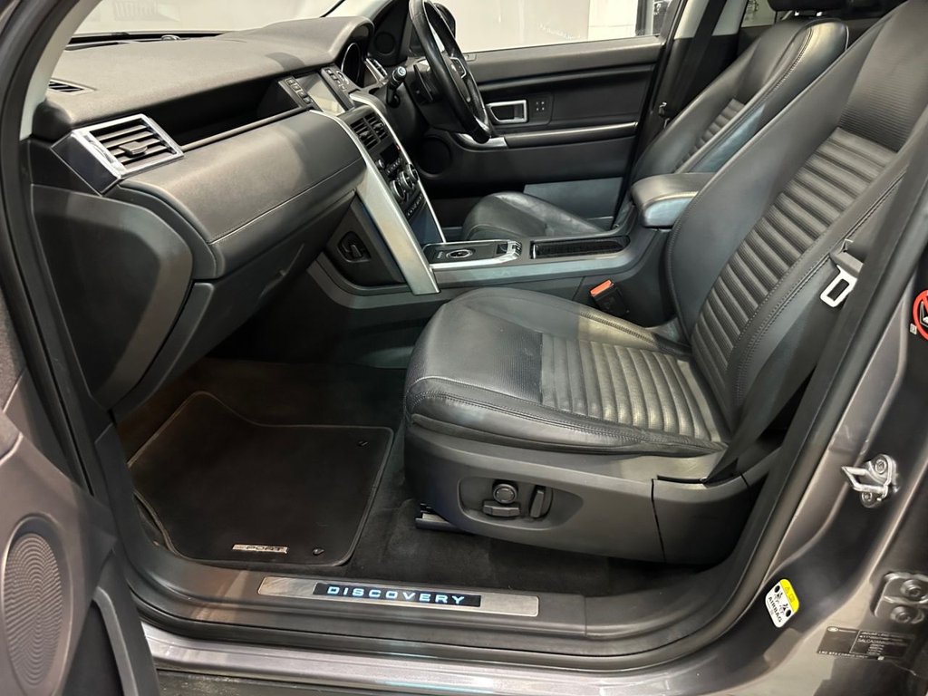 USED 2015 65 LAND ROVER DISCOVERY SPORT 2.0 TD4 HSE Luxury SUV 5dr Diesel Auto 4WD Euro 6 (s/s) (180 ps) SERVICE HISTORY-6 SERVICE VISITS