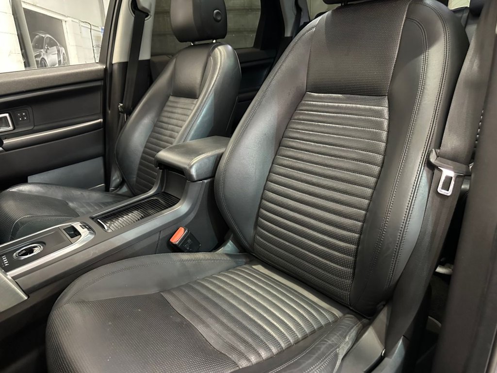 USED 2015 65 LAND ROVER DISCOVERY SPORT 2.0 TD4 HSE Luxury SUV 5dr Diesel Auto 4WD Euro 6 (s/s) (180 ps) SERVICE HISTORY-6 SERVICE VISITS