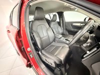 USED 2020 20 VOLVO XC40 2.0 D3 Momentum Pro SUV 5dr Diesel Auto AWD Euro 6 (s/s) (150 ps) 