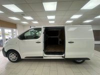 USED 2019 69 VAUXHALL VIVARO 1.5 Turbo D 2700 Dynamic Panel Van 6dr Diesel Manual L1 H1 Euro 6 (s/s) (100 ps) 