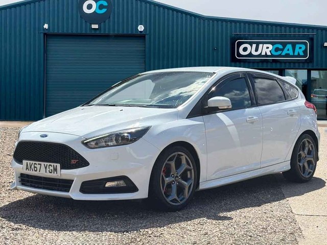 View our FORD FOCUS