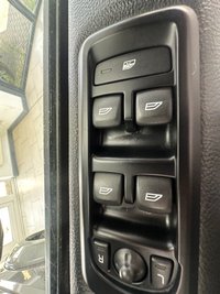 USED 2012 12 LAND ROVER DISCOVERY 4 3.0 SD V6 SUV 5dr Diesel Auto 4X4 (230 g/km, 255 bhp) 