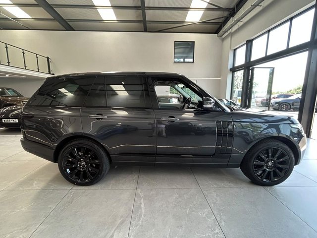 View our LAND ROVER RANGE ROVER