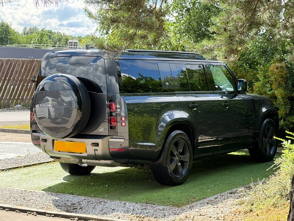 USED 2023 72 LAND ROVER DEFENDER 130 3.0 D300 MHEV X-Dynamic HSE SUV 5dr Diesel Auto 4WD Euro 6 (s/s) (300 ps) 8 SEATS, PAN ROOF, 1 OWNER, FSH
