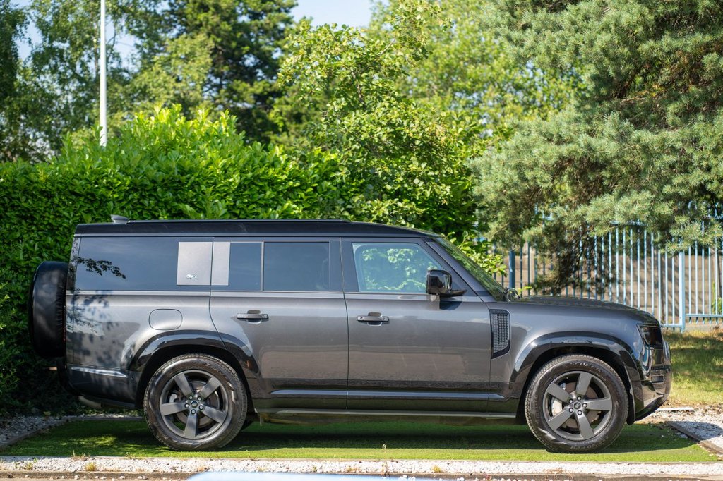 USED 2023 72 LAND ROVER DEFENDER 130 3.0 D300 MHEV X-Dynamic HSE SUV 5dr Diesel Auto 4WD Euro 6 (s/s) (300 ps) IMPRESSIVE LOAD HANDLING CAPABILITIES WITH SPACE FOR EIGHT PASSENGERS AND LUGGAGE WIHOUT THE NEED FOR A VAN LIKE MPV COLOUR CODED AND ROOF SPOILER WITH FSH