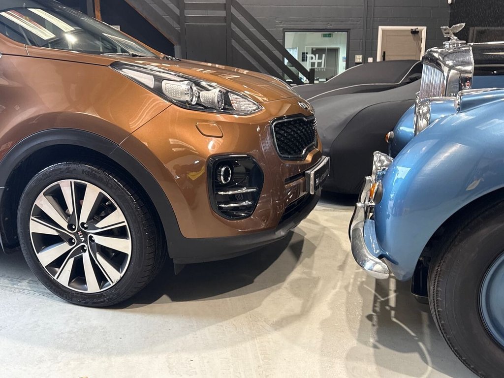 USED 2017 17 KIA SPORTAGE 2.0 CRDi KX-4 SUV 5dr Diesel Manual AWD Euro 6 (182 bhp) PANORAMIC ROOF|9 SERVICES