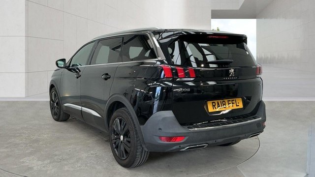 View our PEUGEOT 5008