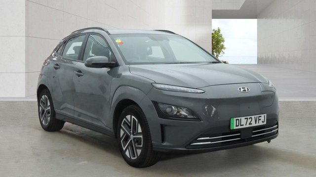 2023 72 HYUNDAI KONA 39kWh SE Connect SUV 5dr Electric Auto (10.5kW Charger) (136 ps)+2 KEYS+1 OWNER FROM NEW+ALLOYS+HISTORY+2 CABLES+PARK CONTROL+CAM+CLIMATE+AIRCON+DIGITAL DASH+MEDIA+BLUETOOTH+NAV+ 2 KEYS+1 OWNER FROM NEW+ALLOYS+HISTORY+2 CABLES+PARK CONTROL+CAM+CLIMATE+AIRCON+DIGITAL DASH+MEDIA+BLUETOOTH+NAV+HPI CLEAR