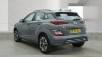 USED 2023 72 HYUNDAI KONA 39kWh SE Connect SUV 5dr Electric Auto (10.5kW Charger) (136 ps)+2 KEYS+1 OWNER FROM NEW+ALLOYS+HISTORY+2 CABLES+PARK CONTROL+CAM+CLIMATE+AIRCON+DIGITAL DASH+MEDIA+BLUETOOTH+NAV+ 2 KEYS+1 OWNER FROM NEW+ALLOYS+HISTORY+2 CABLES+PARK CONTROL+CAM+CLIMATE+AIRCON+DIGITAL DASH+MEDIA+BLUETOOTH+NAV+HPI CLEAR