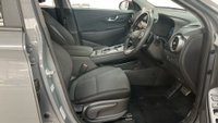USED 2023 72 HYUNDAI KONA 39kWh SE Connect SUV 5dr Electric Auto (10.5kW Charger) (136 ps)+2 KEYS+1 OWNER FROM NEW+ALLOYS+HISTORY+2 CABLES+PARK CONTROL+CAM+CLIMATE+AIRCON+DIGITAL DASH+MEDIA+BLUETOOTH+NAV+ 2 KEYS+1 OWNER FROM NEW+ALLOYS+HISTORY+2 CABLES+PARK CONTROL+CAM+CLIMATE+AIRCON+DIGITAL DASH+MEDIA+BLUETOOTH+NAV+HPI CLEAR
