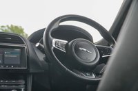 USED 2019 19 JAGUAR F-PACE 2.0 D180 R-Sport SUV 5dr Diesel Auto AWD Euro 6 (s/s) (180 ps) 