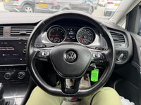 USED 2017 67 VOLKSWAGEN GOLF 1.6 TDI SE Nav Hatchback 5dr Diesel DSG Euro 6 (s/s) (115 ps) 