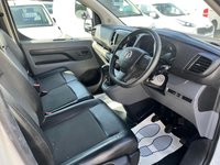 USED 2020 70 VAUXHALL VIVARO 2.0 Turbo D 3100 Sportive L2 H1 Euro 6 (s/s) 5dr SERVICED @ 4 20 28 42 53 60 k