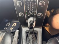 USED 2019 19 VOLVO V40 1.5 T3 R-Design Edition Hatchback 5dr Petrol Auto Euro 6 (s/s) (152 ps)+2 KEYS+1 FORMER KEEPER+HISTORY+FULL LEATHER SEATS+PARK CONTROL+DAB+PRIVACY+BLUETOOTH+MEDIA+ALLOYS+APPS+USB+AUX+CRUISE+CLIMATE+ 2 KEYS+1 FORMER KEEPER+HISTORY+FULL LEATHER SEATS+PARK CONTROL+DAB+PRIVACY+BLUETOOTH+MEDIA+ALLOYS+APPS+USB+AUX+CRUISE+CLIMATE+HPI CLEAR