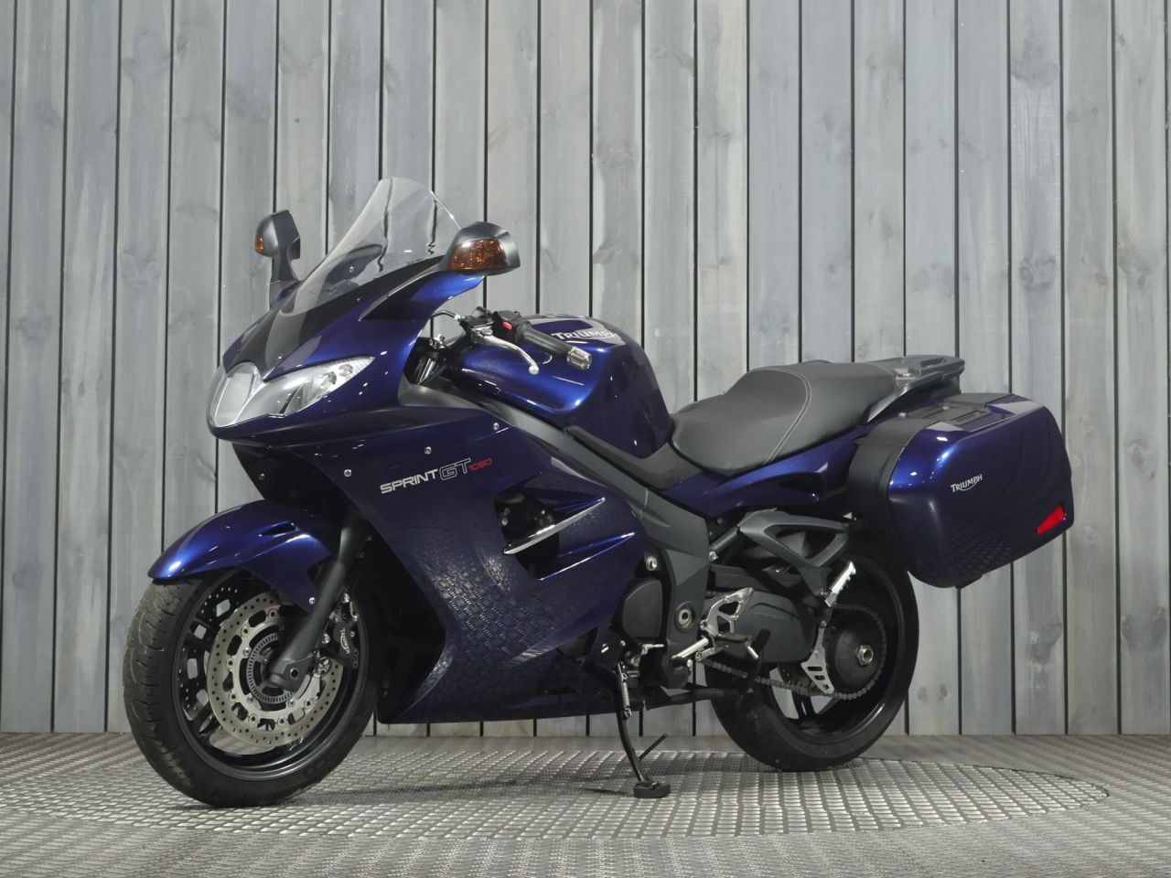 TRIUMPH Sprint GT 1050