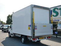 USED 2023 72 PEUGEOT BOXER 335 2.2 BLUEHDI 140 BHP L4 X-LONG LUTON ( TAIL-LIFT ) 1 OWNER | AIR CON | JC PAYNE | TAIL-LIFT