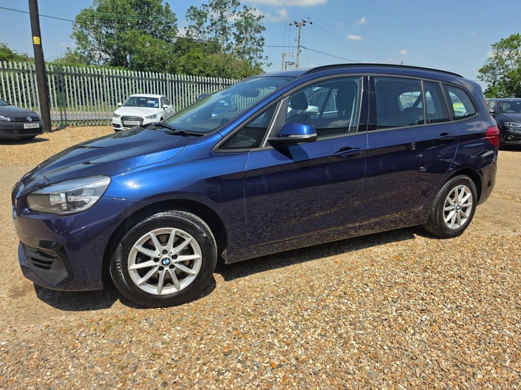 Blue 2019 BMW 2 Series Estate Front-wheel drive Manual