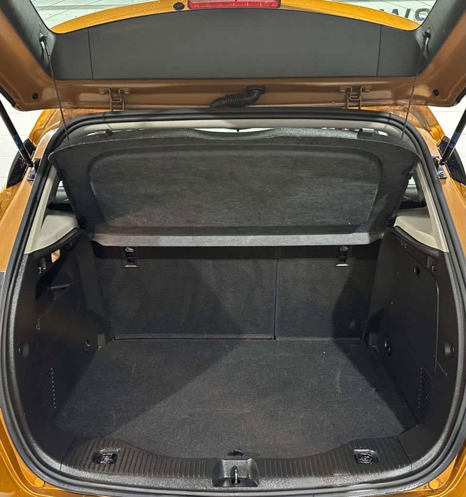 USED 2019 69 VAUXHALL MOKKA X 1.4i Turbo ecoTEC Design Nav SUV 5dr Petrol Manual Euro 6 (s/s) (140 ps) 