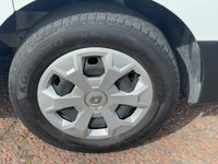 USED 2023 23 RENAULT TRAFIC 2.0 dCi Blue LL30 Business+ Panel Van 5dr Diesel Manual L2 H1 Euro 6 (s/s) (130 ps) REAR PARKING SENSORS