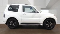 USED 2015 65 MITSUBISHI SHOGUN 3.2 DI-DC Barbarian SUV 3dr Diesel Auto 4WD Euro 6 SWB (187 ps) 