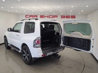 USED 2015 65 MITSUBISHI SHOGUN 3.2 DI-DC Barbarian SUV 3dr Diesel Auto 4WD Euro 6 SWB (187 ps) 
