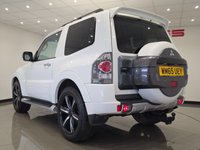 USED 2015 65 MITSUBISHI SHOGUN 3.2 DI-DC Barbarian SUV 3dr Diesel Auto 4WD Euro 6 SWB (187 ps) 