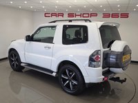 USED 2015 65 MITSUBISHI SHOGUN 3.2 DI-DC Barbarian SUV 3dr Diesel Auto 4WD Euro 6 SWB (187 ps) 