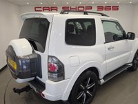 USED 2015 65 MITSUBISHI SHOGUN 3.2 DI-DC Barbarian SUV 3dr Diesel Auto 4WD Euro 6 SWB (187 ps) 