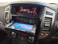 USED 2015 65 MITSUBISHI SHOGUN 3.2 DI-DC Barbarian SUV 3dr Diesel Auto 4WD Euro 6 SWB (187 ps) 