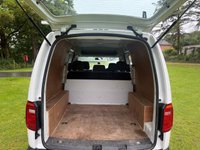 USED 2017 67 VOLKSWAGEN CADDY MAXI 2.0 TDi C20 Maxi Combi Van 5dr Diesel Manual FWD (Window) (128 g/km, 101 bhp) NO VAT