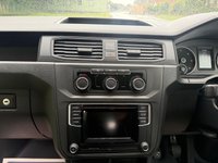 USED 2017 67 VOLKSWAGEN CADDY MAXI 2.0 TDi C20 Maxi Combi Van 5dr Diesel Manual FWD (Window) (128 g/km, 101 bhp) NO VAT