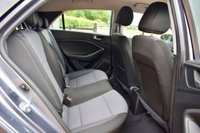 USED 2017 67 HYUNDAI I20 1.2 SE Hatchback 5dr Petrol Manual Euro 6 (84 ps) LOW MILES + LOWER INSURANCE + NEW MOT UNTIL JUNE 2027!