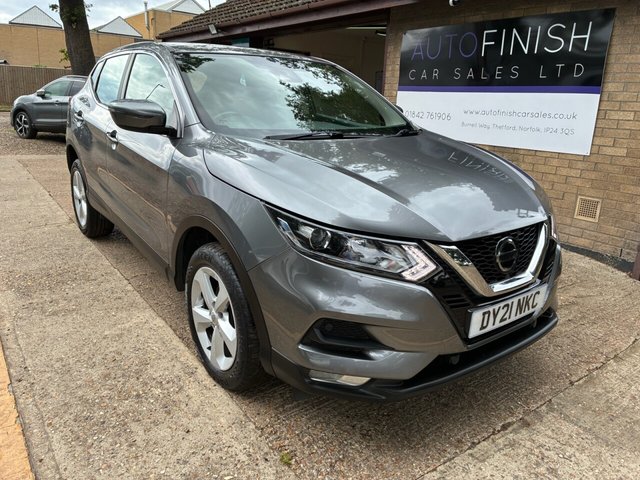 View our NISSAN QASHQAI