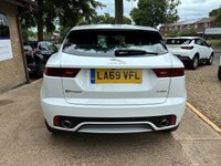 USED 2020 69 JAGUAR E-PACE 2.0 D150 R-Dynamic S SUV 5dr Diesel Manual Euro 6 (s/s) (150 ps) * MIRROR PLAY * SAT-NAV * PARKING CAMERA * PARKING SENSORS * 2 KEYS * 1 KEEPER * HEATED SEATS *