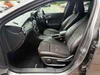 USED 2018 68 MERCEDES-BENZ 180 2.1 GLA220d AMG Line SUV 5dr Diesel 7G-DCT 4MATIC Euro 6 (s/s) (170 ps) 4 X 4,SAT NAVIGATION,HIGH SPEC