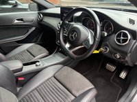USED 2018 68 MERCEDES-BENZ 180 2.1 GLA220d AMG Line SUV 5dr Diesel 7G-DCT 4MATIC Euro 6 (s/s) (170 ps) 4 X 4,SAT NAVIGATION,HIGH SPEC