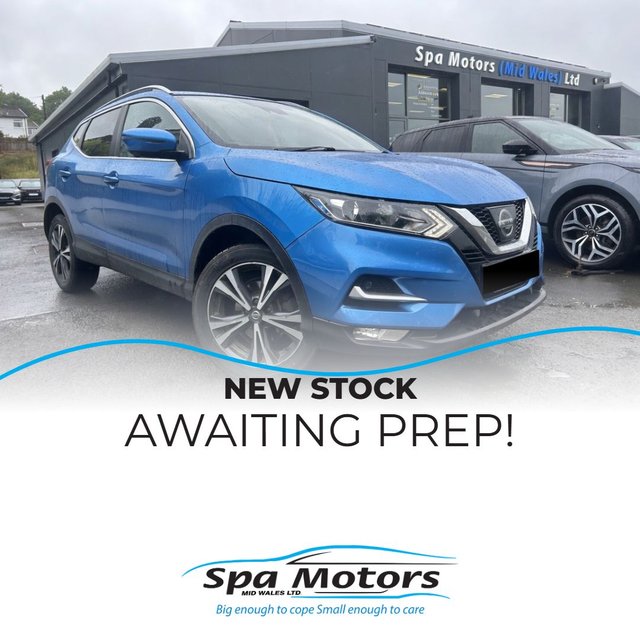 View our Nissan Qashqai 1.5 dCi N-Connecta SUV 5dr Diesel Manual Euro 6 (s/s) (110 ps)